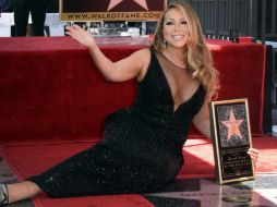 La vendedora de más de 200 millones de álbumes en su carrera estaba muy emocionada tras recibir la estrella. AP / C. Pizzello