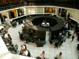 El mercado accionario local tuvo un comportamiento más defensivo que los índices en Wall Street. NTX / ARCHIVO