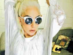Lady Gaga interpretará a Elizabeth, una mujer de sociedad, rica consumida por el arte, la moda y la gente. TWITTER / @ladygaga