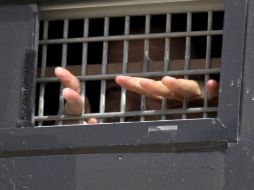 La detención administrativa permite detener a sospechosos sin cargo alguno durante largos períodos. AFP / ARCHIVO