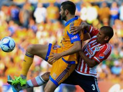 Carlos abandonó el duelo ante la UANL en el segundo tiempo. AFP / ARCHIVO