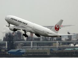 El vuelo 123 de JAL se estrelló en una zona montañosa 40 minutos después de despegar. AFP / ARCHIVO