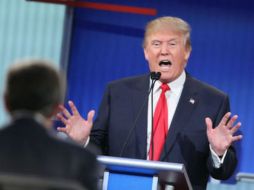 El empresario Donald Trump sigue de puntero entre los precandidatos presidenciales republicanos, según sondeos. AFP / ARCHIVO