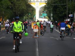 Actualmente colaboran 320 voluntarios y 75 guías quienes participan cada semana en la Vía RecreActiva. EL INFORMADOR / ARCHIVO