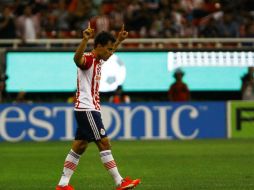 Omar Bravo celebra su gol ante Monarcas Morelia. AFP / H. Guerrero