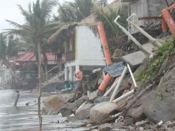 El oleaje por el fenómeno de Mar de Fondo apenas se está incrementando; en 48 horas, se elevarán más. NTX / A. Covarrubias