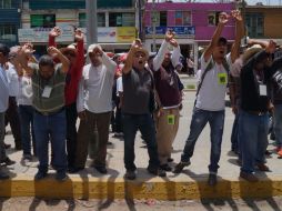 Integrantes de la Sección 22 se concentraron al poniente de Oaxaca para movilizarse en el marco del inicio de clases alterno. SUN / ARCHIVO