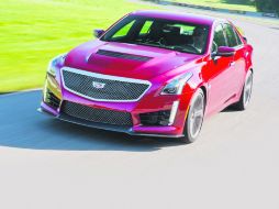 Cadillac Cts-v. Ésta es la dulce tentación de la marca de lujo, con 640 HP. El auto llegará a México en el último trimestre del año. ESPECIAL /