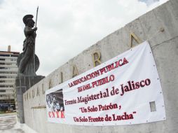 Este sábado por la mañana, el Movimiento Magisterial de Jalisco realizó una marcha desde la Glorieta Minerva. EL INFORMADOR / P. Pérez