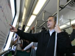 Miguel Ángel Mancera realizó un recorrido de supervisión por las cinco estaciones que estaban cerradas. NTX / J. Espinosa