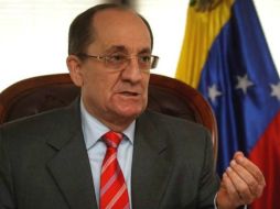 Iván Rincón, embajador en Colombia, es requerido ante la incertidumbre fronteriza después de que Colombia hiciera petición similar. TWITTER / @VTVcanal8