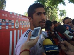 Jair Pereira regresa a las canchas con el Rebaño tras su operación en el menisco. TWITTER / @Chivas