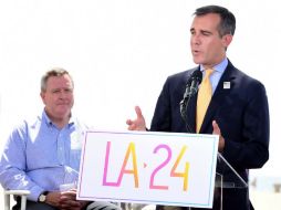 El plan incluye más de seis mil MDD de gastos públicos y privados, informó el alcalde, Eric Garcetti. AFP / H. How