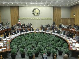 Tras la ratificación del Tribunal sobre el proceso electoral de junio, el INE oficializará la desaparición de ambas instituciones. NTX / ARCHIVO