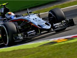 El objetivo de ''Checo'' en Monza será seguir sumando puntos que le permitan meterse entre los primeros 10 del campeonato de pilotos. EFE / S. Suki