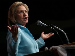 Clinton es todavía la candidata preferida a la presidencia entre los votantes demócratas, pero ha caído 10 puntos desde agosto. AFP / ARCHIVO