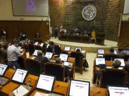 En medio de discusiones, críticas y señalamientos, los diputados aprobaron ayer la reforma para homologarla con la legislación federal. EL INFORMADOR / ARCHIVO
