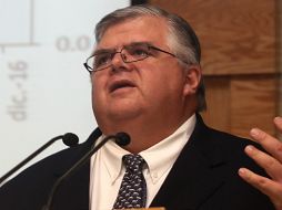 El FMI detalla que es algo bueno que Carstens siga a cargo de Banxico en estos momentos de volatilidad e incertidumbre. SUN / ARCHIVO