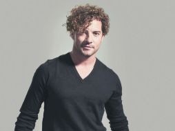 A David Bisbal le emociona actuar en un palenque, pues le recuerda el inicio de su carrera, cuando cantaba en ferias de pueblo. ESPECIAL /