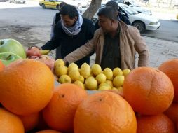 La fibra forma parte de la estructura de plantas, frutas, granos enteros de cereales y leguminosas. AFP / ARCHIVO