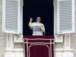El Papa Francisco, que anunció la beatificación en enero, rindió homenaje al nuevo beato desde la plaza de San Pedro del Vaticano. EFE / G. Onorati