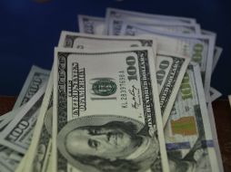 Mencionan que la manera de enfrentar la situación de la alza de la moneda norteamericana tiene qué ver con quien la lleva a cabo. EL INFORMADOR / ARCHIVO