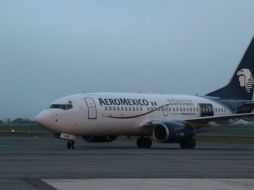 A las 21:10, los pasajeros volvieron a abordar el avión, a la espera para efectuar el viaje. NTX / ARCHIVO