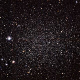 Captan una imagen de la galaxia enana del Escultor