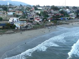 Se indicó que las fluctuaciones de las olas estarán presentes por varias horas, por lo que se llamó a la población a estar alerta. EFE / A. Marinkovik