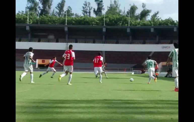 El partido se realizó en la cancha del Estadio Tres Marzo. TWITTER / @FCTecos