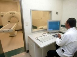 Científicos aseguran que un método para reducir la detección sería limitando el uso de ciertas tecnologías por imágenes. EL INFORMADOR / ARCHIVO