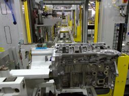 México está exportando 60 mil millones en autopartes, pero importando 40 mil millones. NTX / ARCHIVO