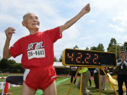 Miyasaki entrena en el parque de su barrio y está orgulloso de su salud. AFP / T. Yamanaka