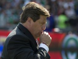 Podría convertirse en 'bombero' para apagar la crisis de resultados que vive la actual dirección técnica del Chicago Fire. MEXSPORT / ARCHIVO