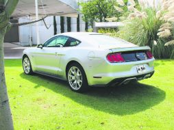 El auto cuenta con cuatro modos de manejo controlados por la computadora del tren motor. ESPECIAL / L. Sillas