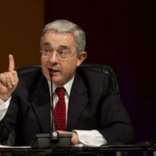 Acuerdo con FARC es 'golpe de Estado a la democracia': Uribe
