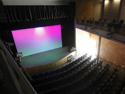 Se sustituyeron las butacas y, gracias a la eliminación del recubrimiento de las columnas, el aforo ahora llega a 250 asientos. EL INFORMADOR / A. Camacho