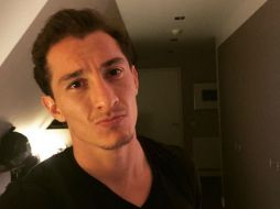 El mediocampista del PSV se corta el cabello como festejo de sus 29 años de edad. INSTAGRAM / andresgua18