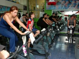 Una buena alimentación y ejercicio constante ayudan en gran medida a cuidar tu corazón. EL INFORMADOR / ARCHIVO