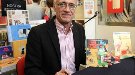 Hinojosa afirmó que ''el problema de los niños con los libros, no consiste en el tema, sino en el tratamiento que se le da''. NTX / ARCHIVO