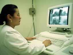 Las mujeres de entre 40 y 69 años deben hacerse una mastografía anualmente. EL INFORMADOR / ARCHIVO