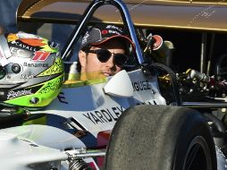 'Checo' estuvo muy emocionado ya que cada vez falta menos para el GP de México. AFP / R. Schemidt