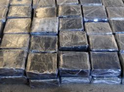 El cristal se encontraba en paquetes forrados en cinta color negro. NTX / ARCHIVO