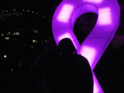 En el mes dedicado al cáncer de mama, se informa a la población femenina sobre esta enfermedad. NTX / ARCHIVO