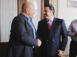 La reunión entre Alfaro y Aristóteles tuvo una duración de casi una hora. TWITTER / @EnriqueAlfaroR