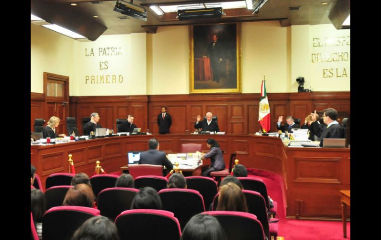 Las personas sujetas a proceso, privados de libertad, tienen derecho a que el procedimiento se siga cumpliendo, establecen. NTX / ARCHIVO