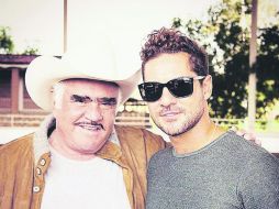 David Bisbal de visita en el rancho de Vicente Fernández. INSTAGRAM /