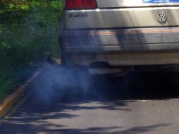 El aparato se instala junto al motor y se interconecta a la admisión de aire del vehículo, cerca del sistema de inyección. EL INFORMADOR / ARCHIVO