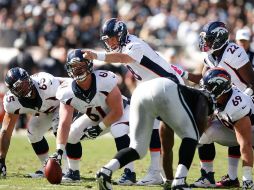 La defensiva de Broncos demostró porqué es la número uno de la NFL en esta temporada. AFP / E. Shaw