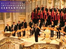 Jos van Immerseel dirige la orquesta Anima Eterna Brugge en el 'Proyecto Beethoven: Las nueve sinfonías'. TWITTER / @cenartmx